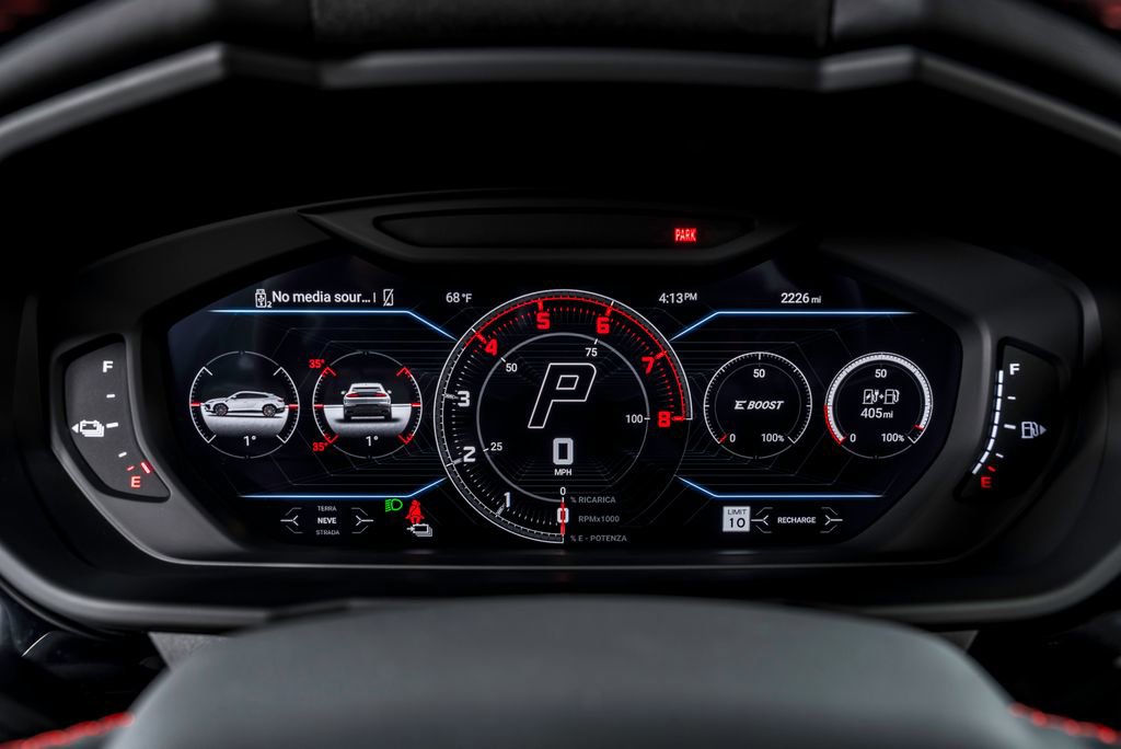 Used 2025 Lamborghini Urus SE AWD/4WD image 66