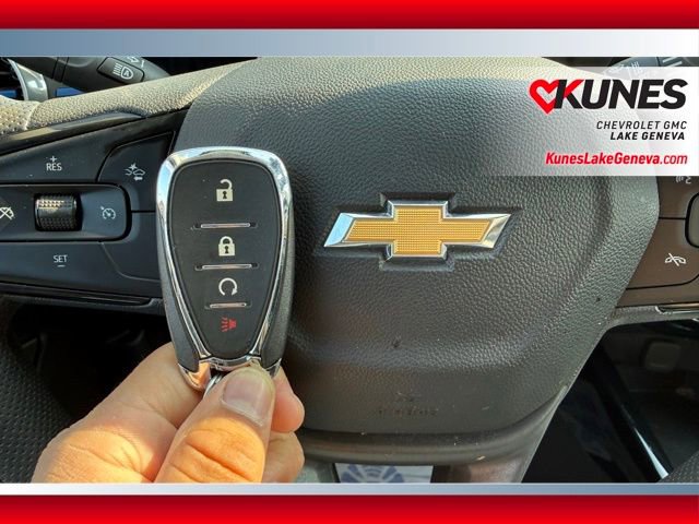 Used 2025 Chevrolet Trax LT image 47