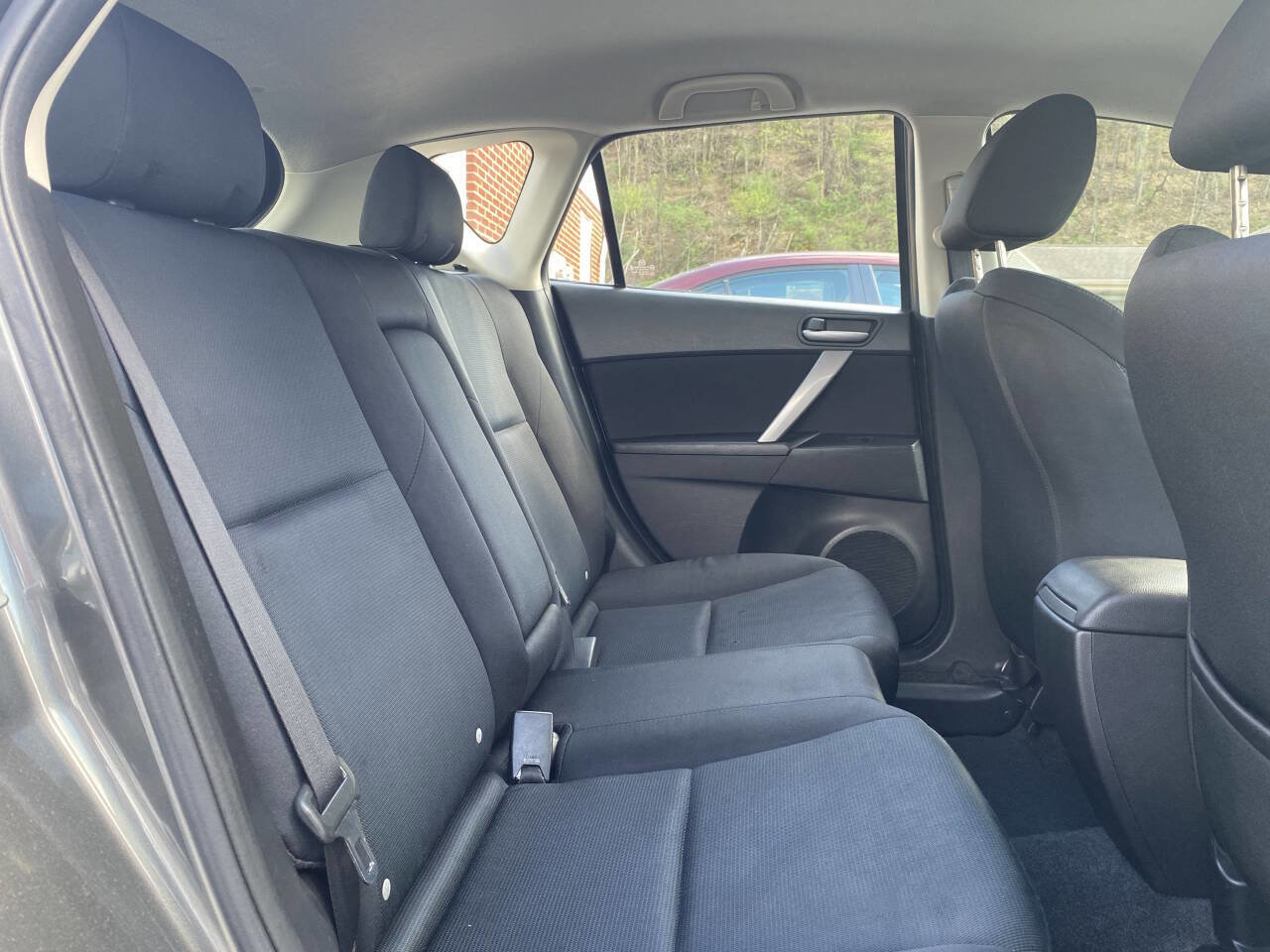 Used 2011 MAZDA MAZDA3 s Sport FWD image 22