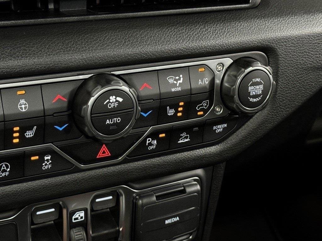 New 2025 Jeep Wrangler Sport S image 24