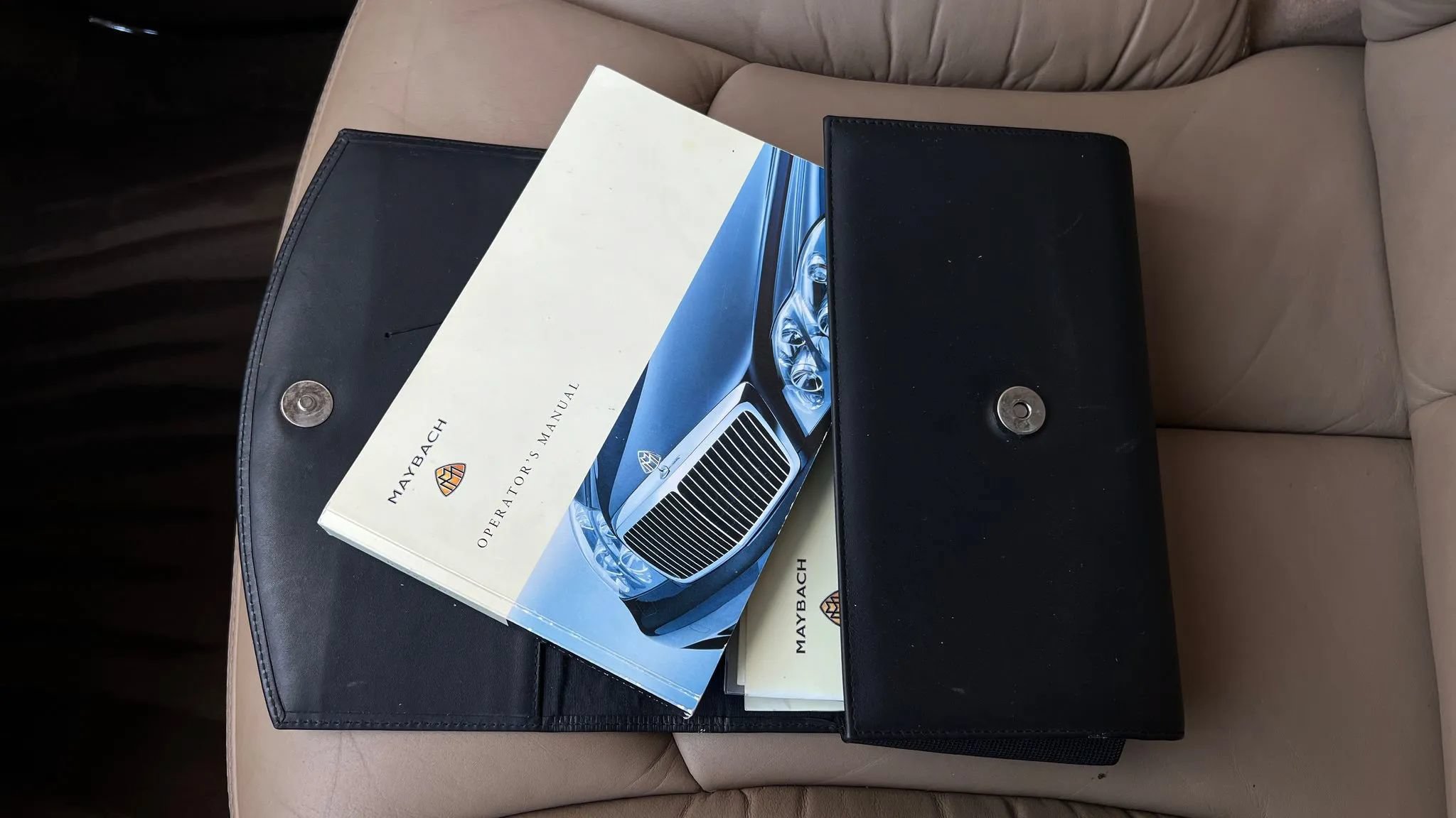 Used 2004 Maybach 57 RWD image 25
