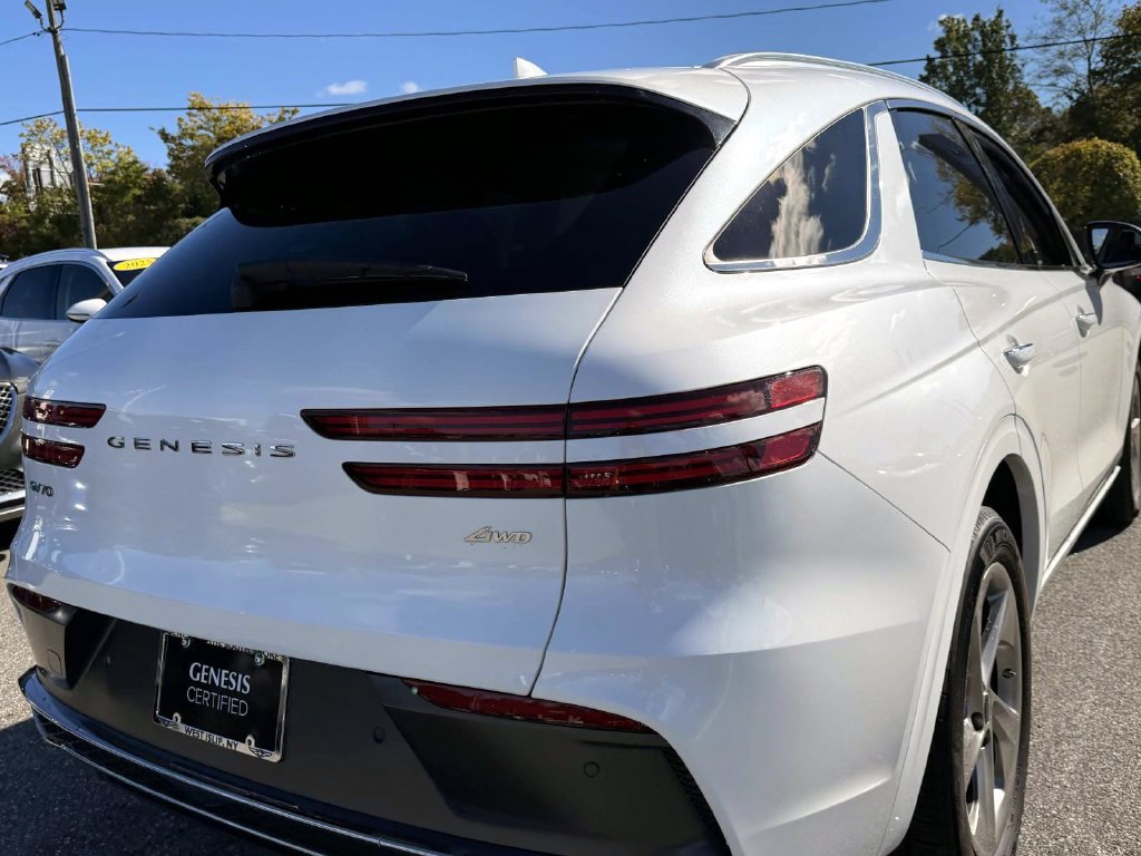 Certified 2026 Genesis GV70 2.5T AWD/4WD image 6