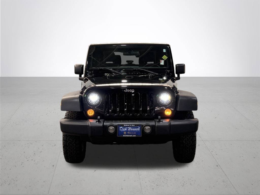 Used 2017 Jeep Wrangler Rubicon w/ Connectivity Group AWD/4WD image 4