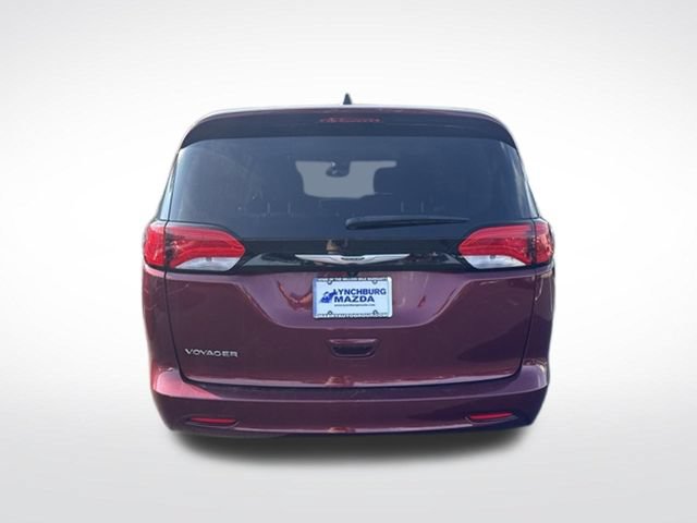 Used 2023 Chrysler Voyager LX FWD image 5