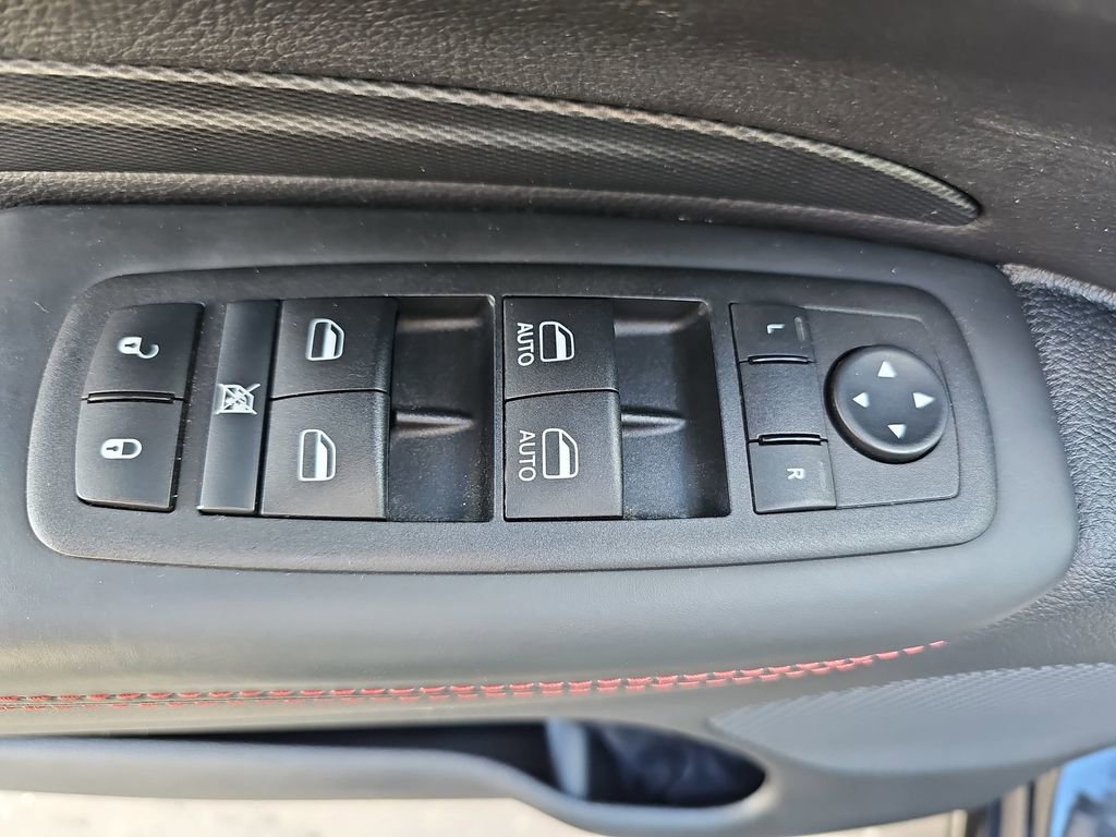 Used 2024 Dodge Durango GT image 33