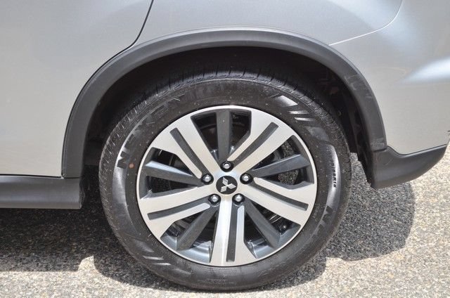 Used 2025 Mitsubishi Outlander Sport ES AWD/4WD image 12