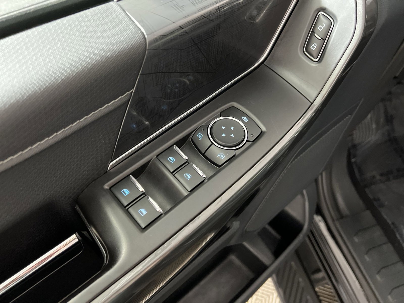 Used 2023 Ford F150 XLT w/ Equipment Group 302A High image 15