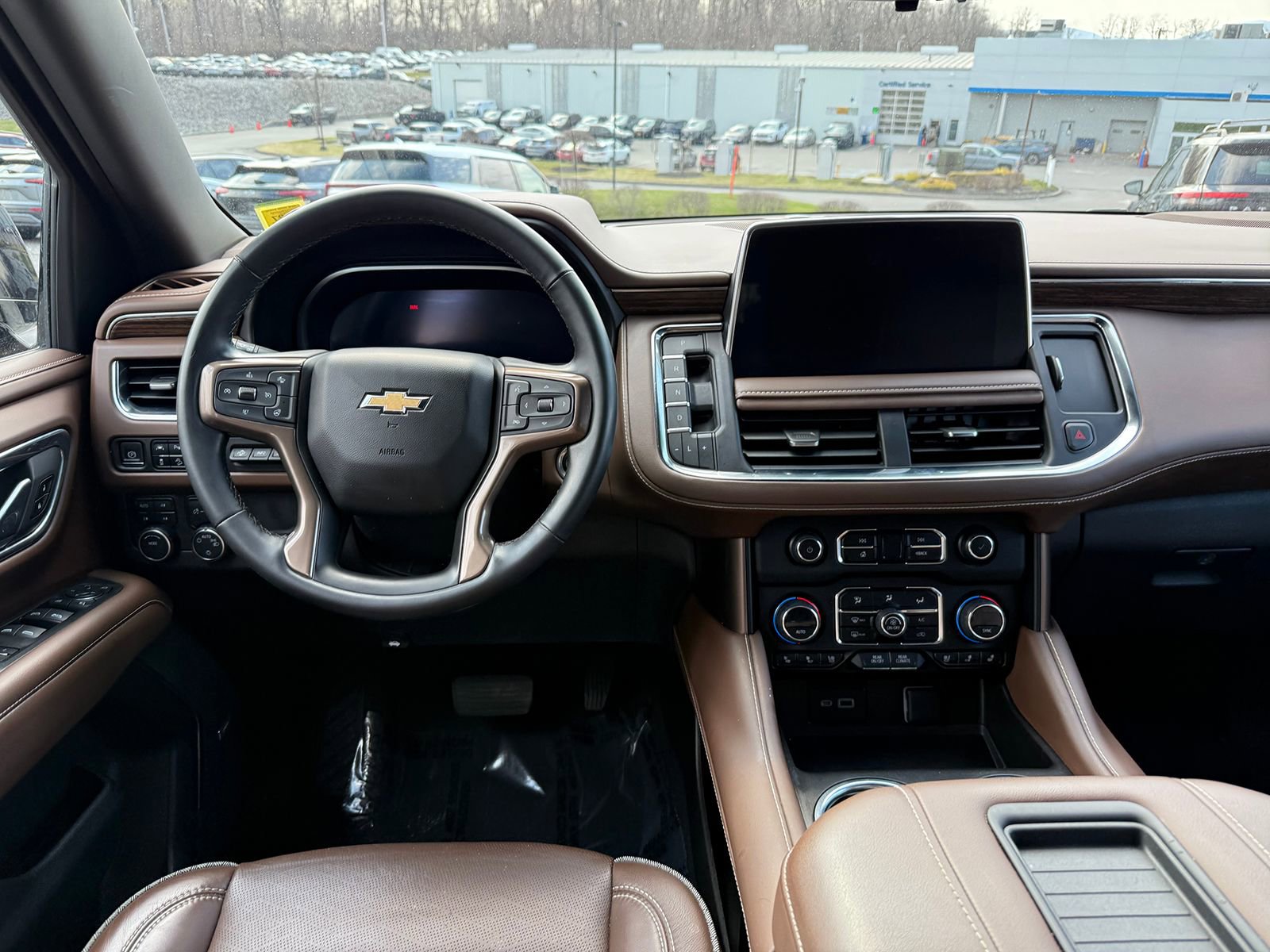 Used 2023 Chevrolet Suburban High Country image 23