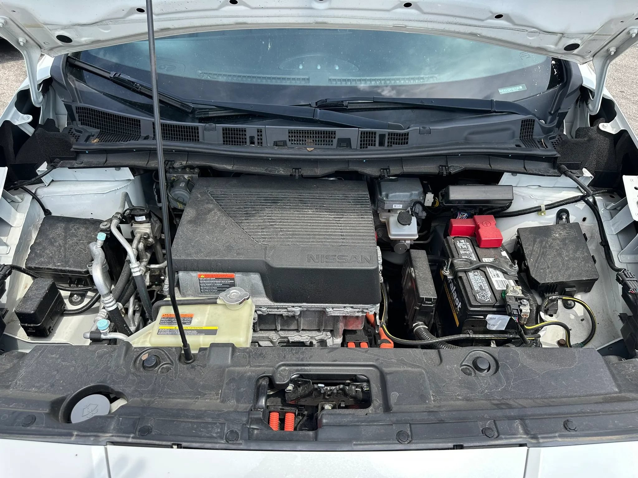 Used 2018 Nissan Leaf SL w/ SL Technology Package FWD image 19