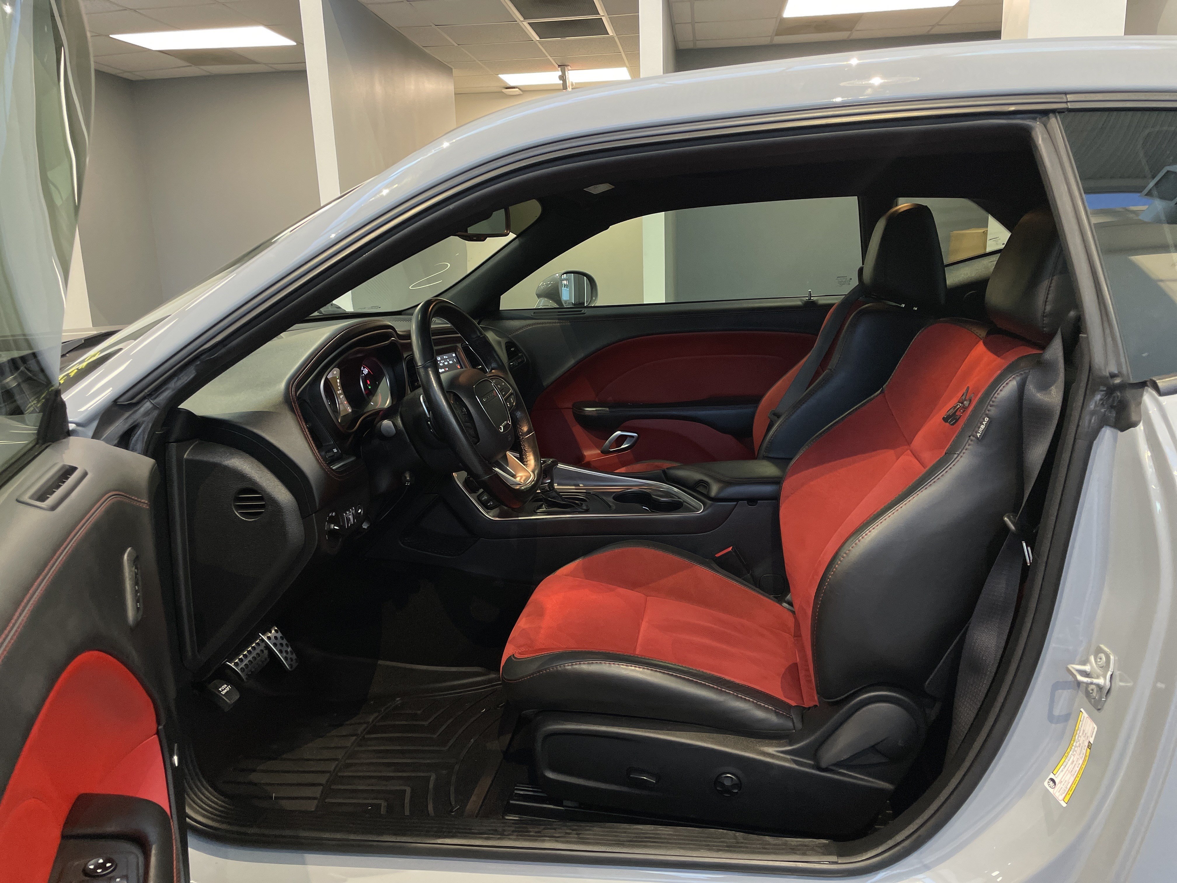 Used 2021 Dodge Challenger R/T Scat Pack RWD image 19