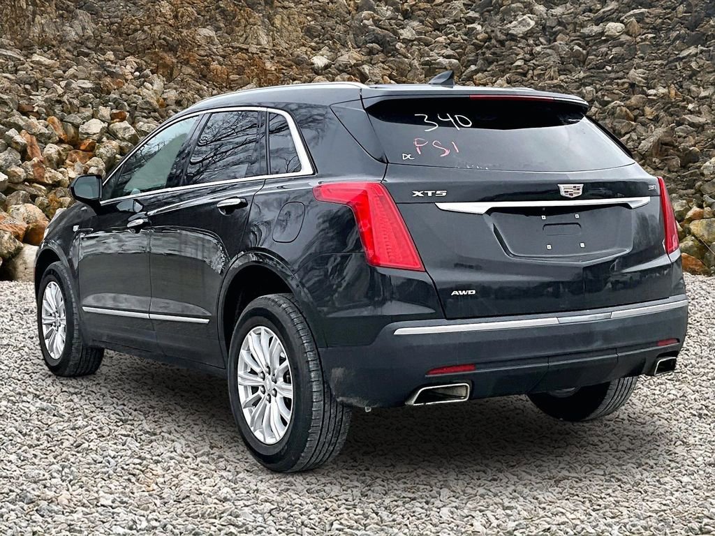Used 2019 Cadillac XT5 AWD image 11