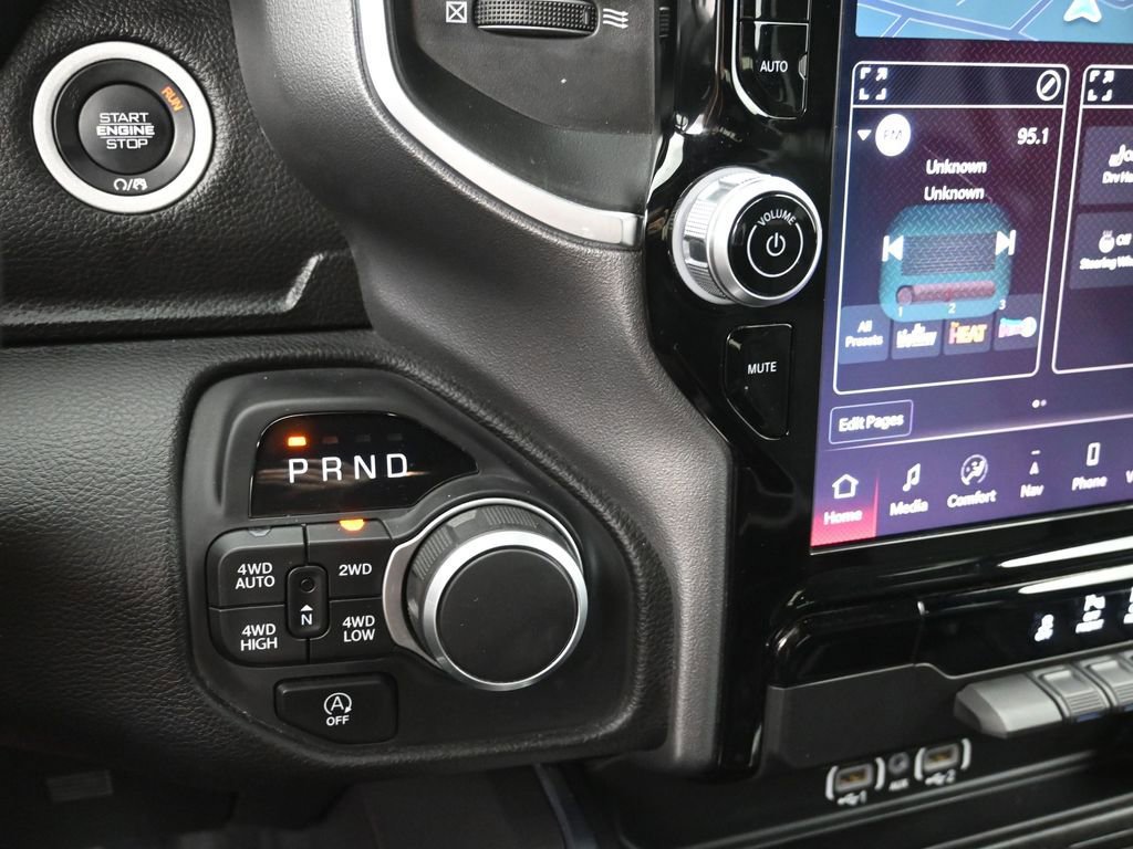 Used 2025 RAM 1500 Big Horn image 17