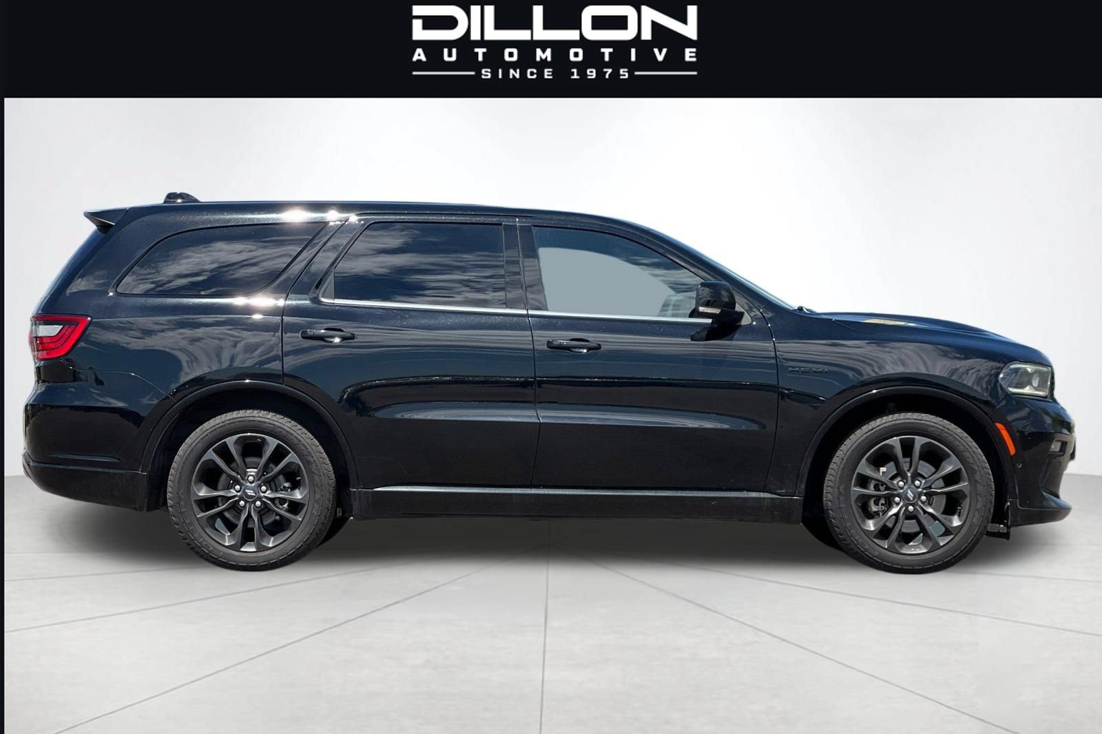 Used 2021 Dodge Durango R/T w/ Technology Group AWD/4WD image 3