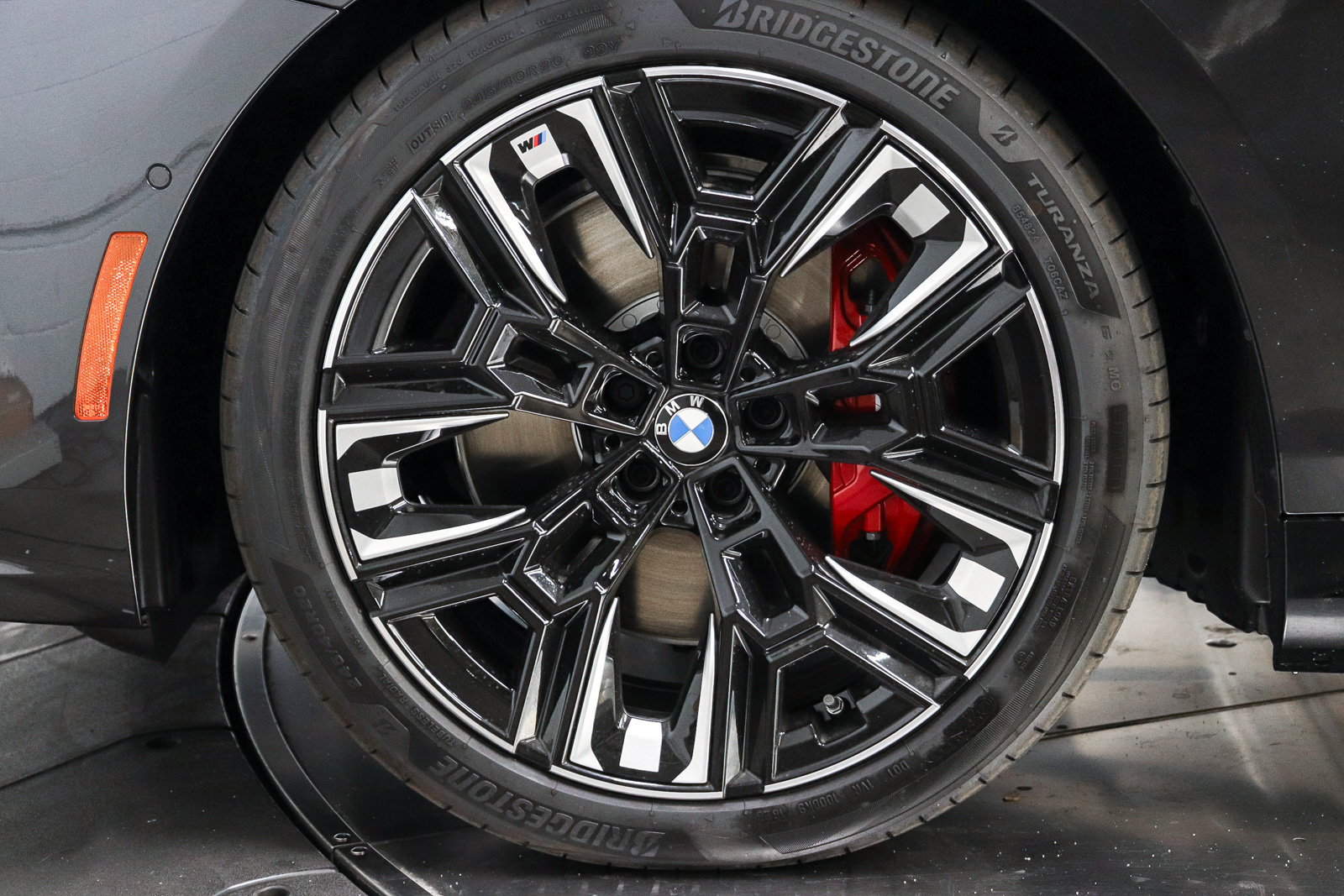 New 2026 BMW i5 M60 w/ Premium Package AWD/4WD image 9