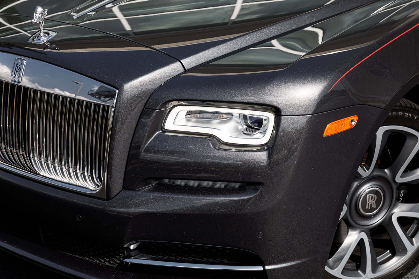 Certified 2019 Rolls-Royce Wraith RWD image 3