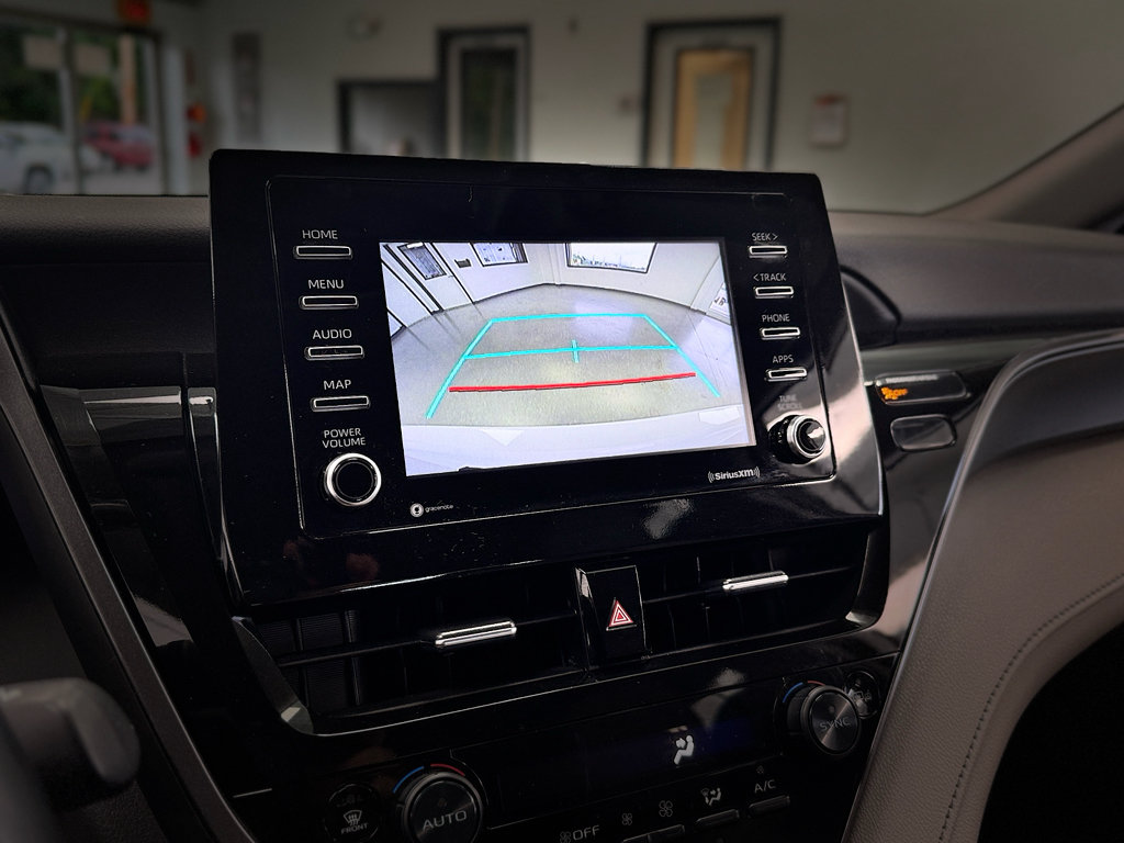 Used 2023 Toyota Camry SE FWD image 21