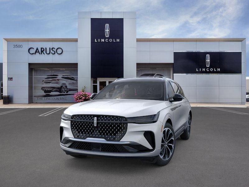 New 2026 Lincoln Nautilus Reserve image 2