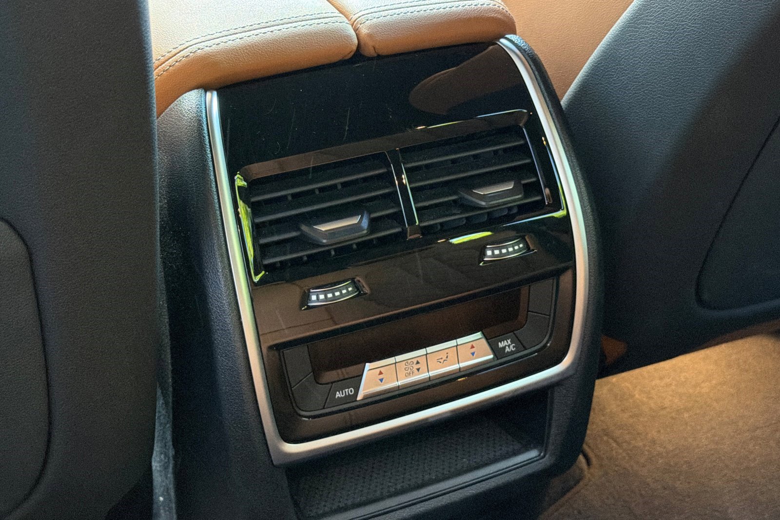 Certified 2023 BMW X5 xDrive40i w/ Premium Package image 16