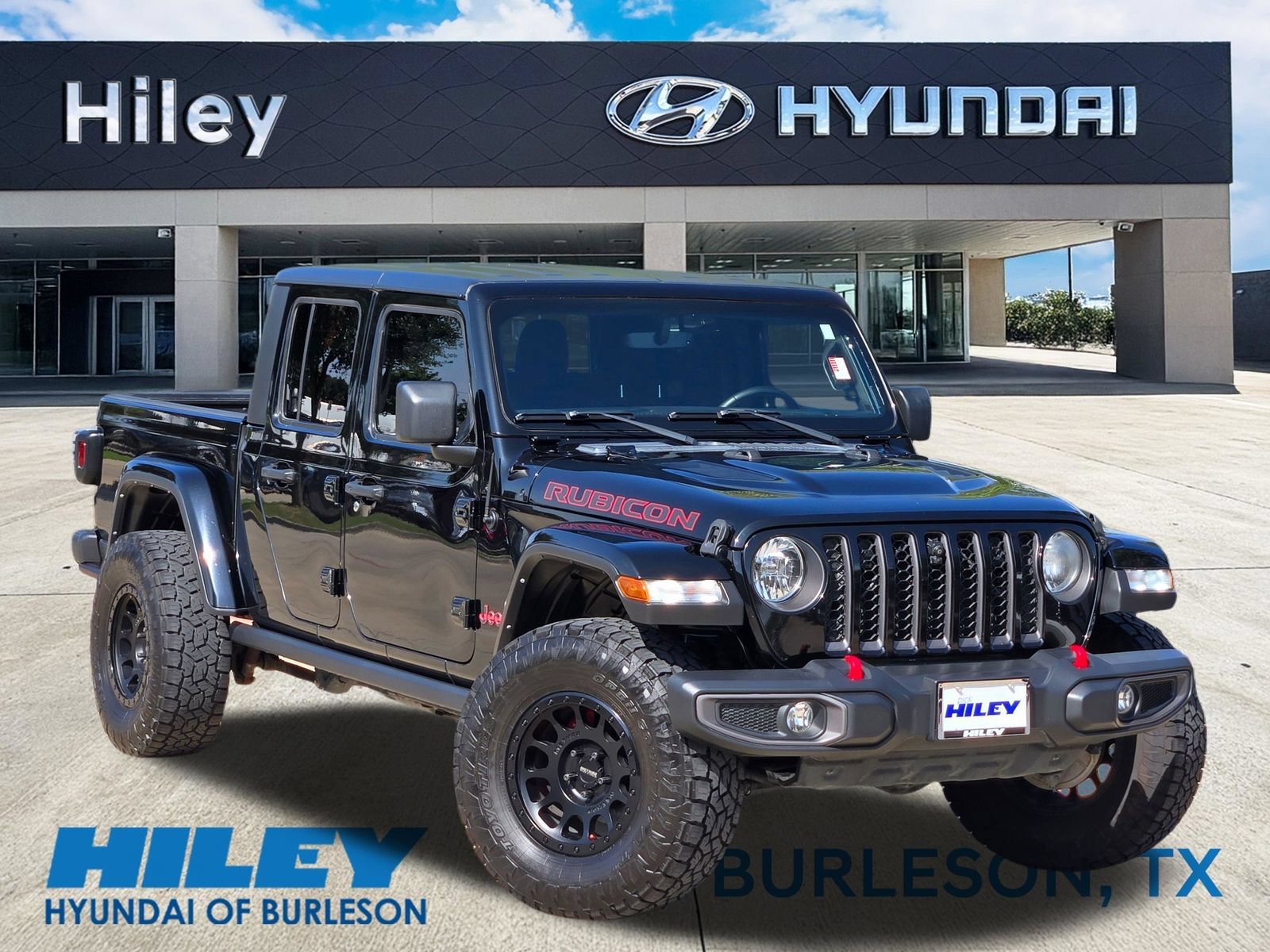 Used 2022 Jeep Gladiator Rubicon w/ Cold Weather Group AWD/4WD image 2