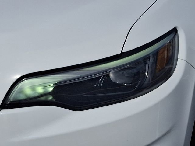 Used 2022 Jeep Cherokee Limited image 9