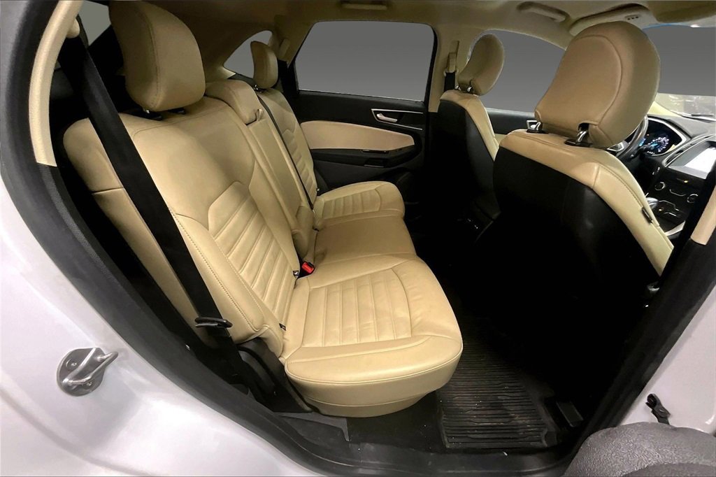 Used 2018 Ford Edge SEL w/ Equipment Group 201A image 16