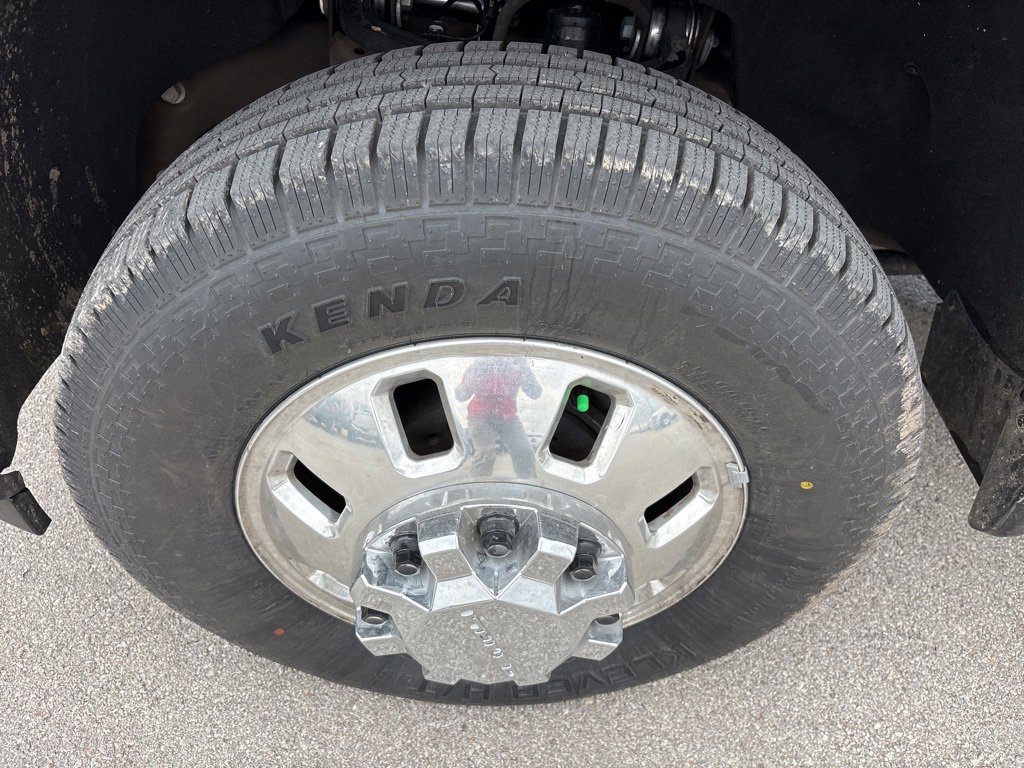 Used 2024 GMC Sierra 3500 Denali Ultimate image 13