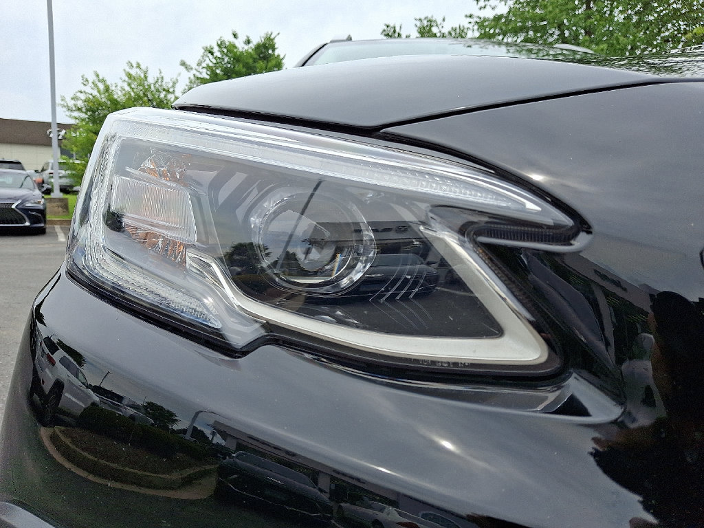 Used 2022 Subaru Outback Touring XT AWD/4WD image 9