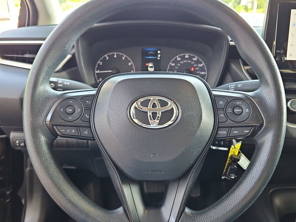 Used 2024 Toyota Corolla LE FWD image 10