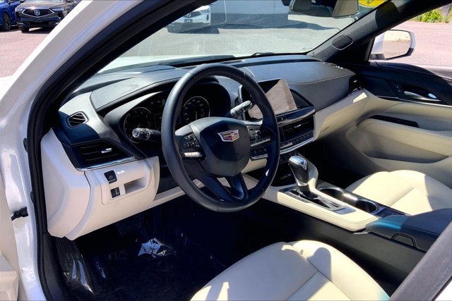 Used 2024 Cadillac CT4 Luxury w/ Cold Weather Package AWD/4WD image 14