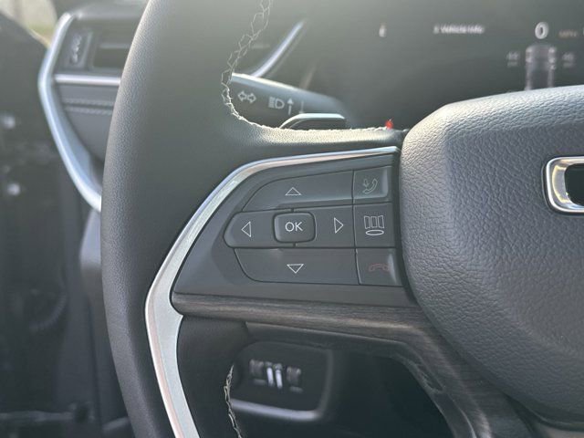 New 2025 Jeep Grand Cherokee Limited w/ Black Appearance Package image 22
