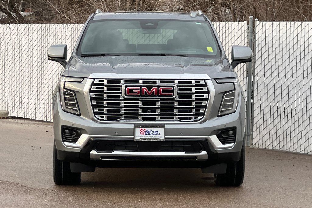 New 2026 GMC Yukon XL Denali w/ Sun & Power Step Package AWD/4WD image 6