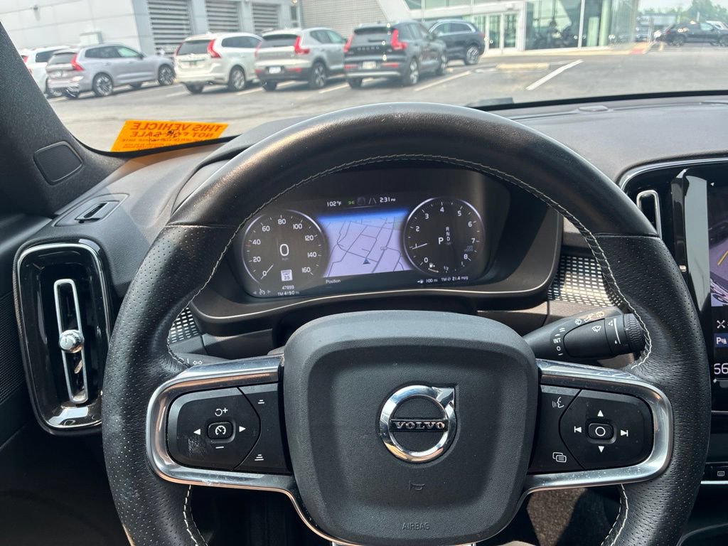 Used 2021 Volvo XC40 T5 R-Design w/ Climate Package AWD/4WD image 24