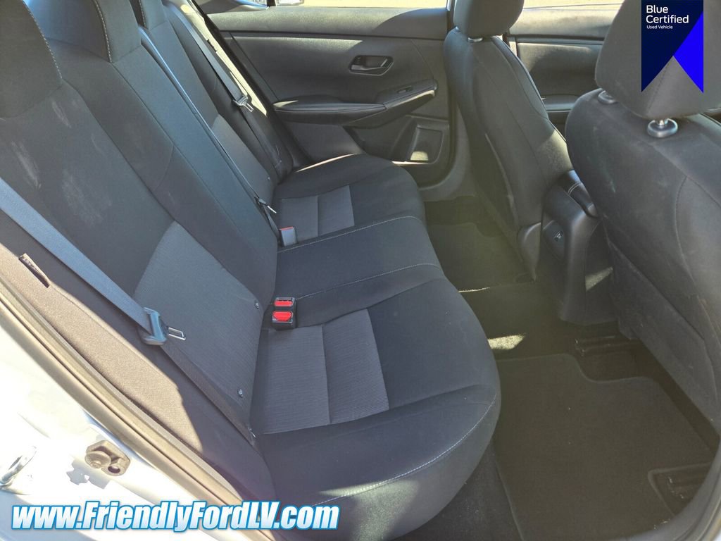 Used 2024 Nissan Sentra SV FWD image 14