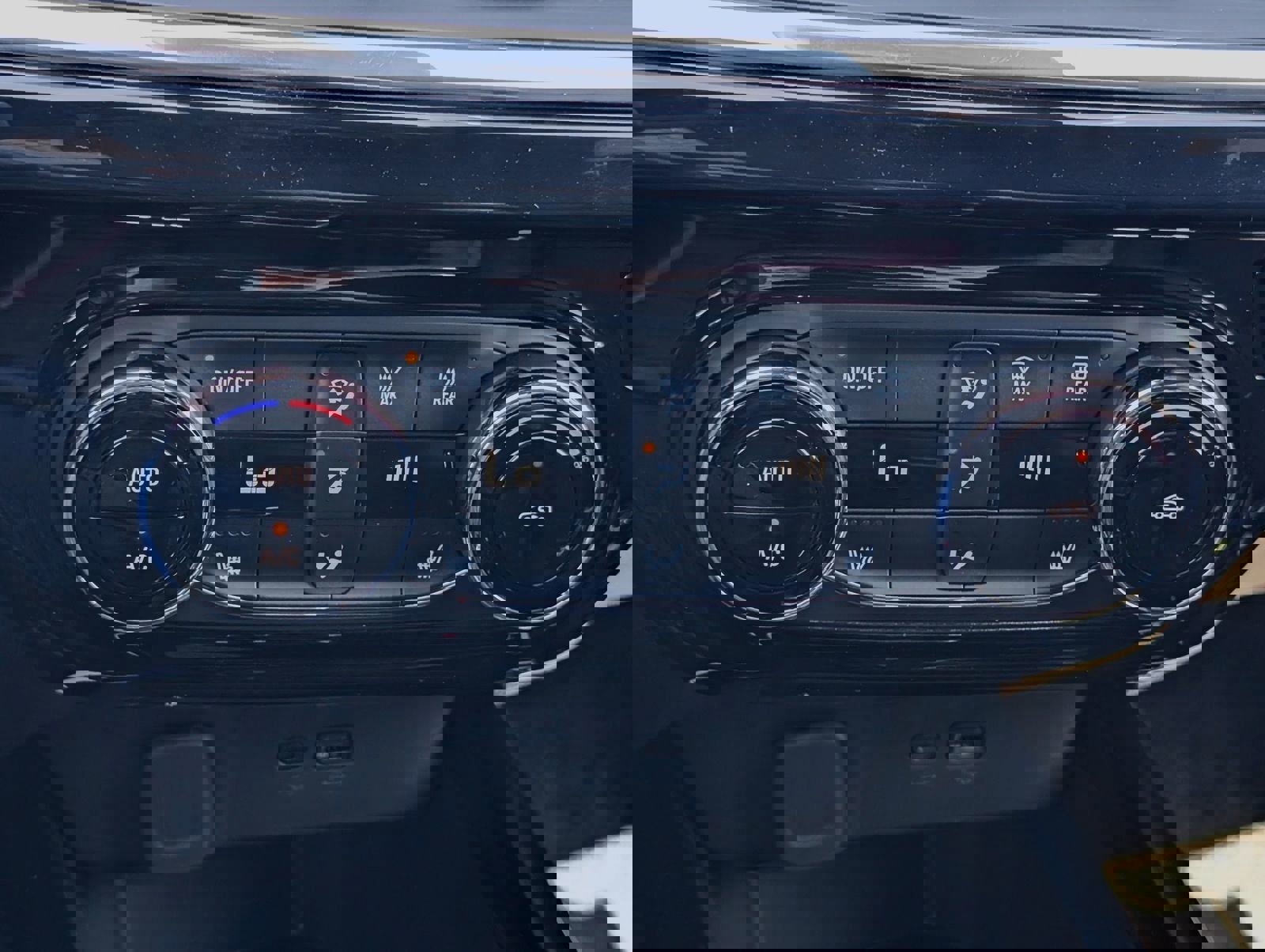 New 2026 Chevrolet Trax RS w/ Driver Confidence Package image 14