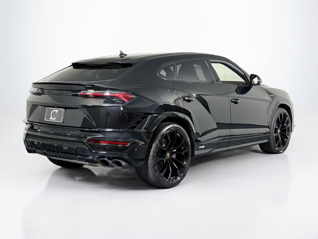 Used 2024 Lamborghini Urus S AWD/4WD image 5