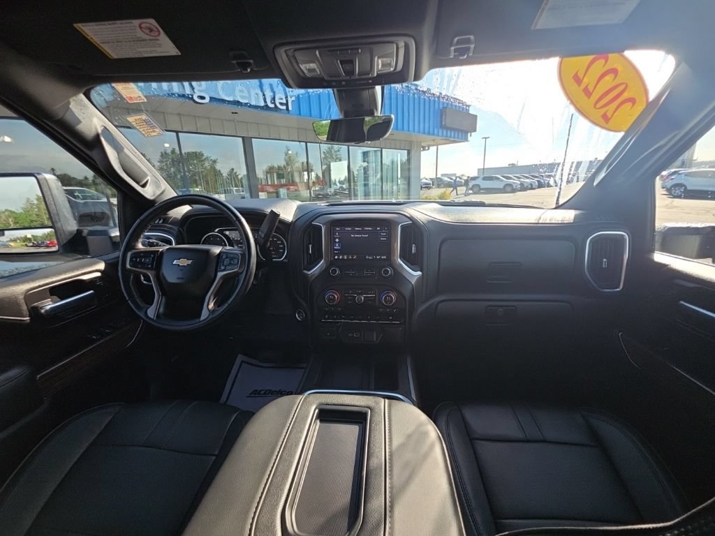 Used 2022 Chevrolet Silverado 3500 High Country AWD/4WD image 19