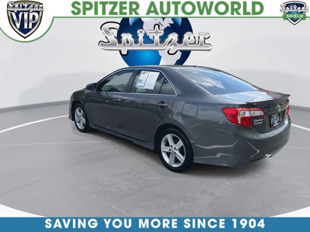 Used 2012 Toyota Camry SE w/ Leather Pkg FWD image 10
