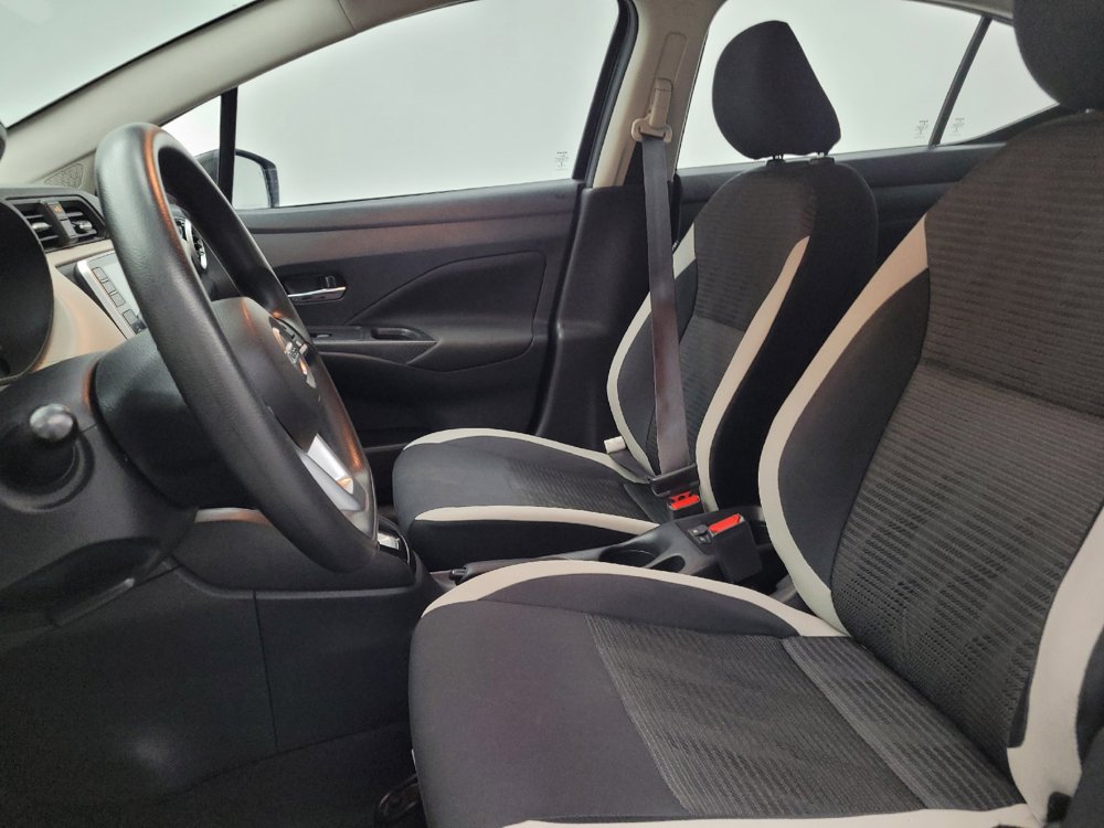 Used 2021 Nissan Versa SV FWD image 17