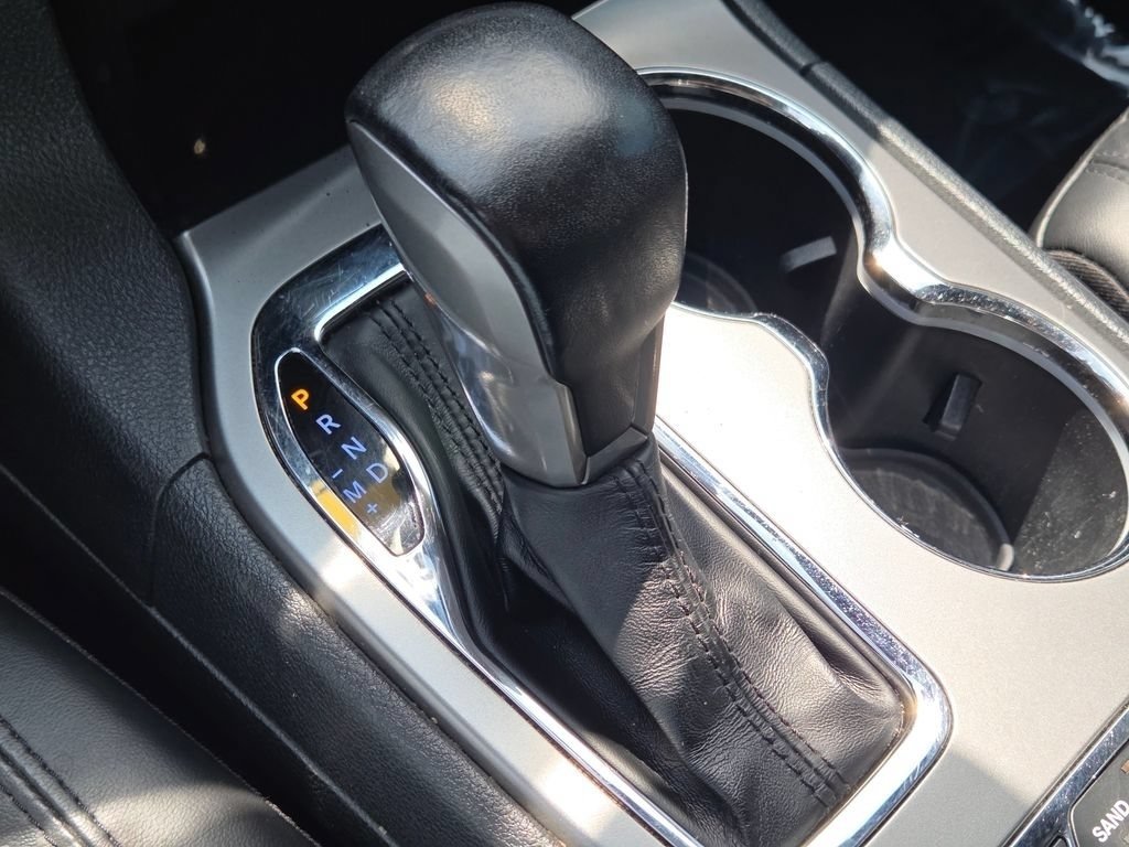 Used 2020 Jeep Grand Cherokee Limited AWD/4WD image 36