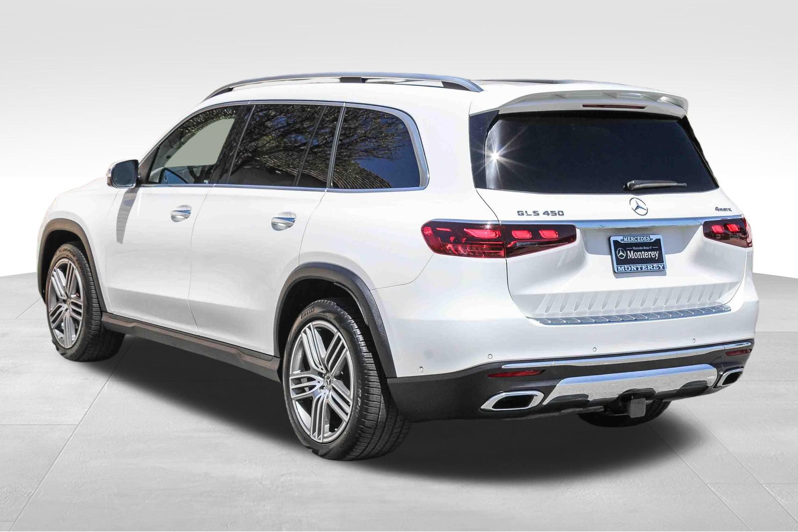 Certified 2024 Mercedes-Benz GLS 450 4MATIC image 8