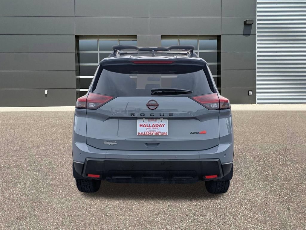 Used 2025 Nissan Rogue SV AWD/4WD image 7