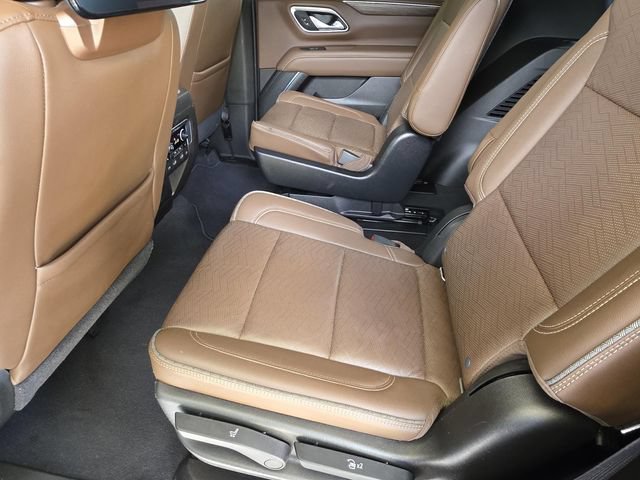 Used 2021 Chevrolet Tahoe High Country RWD image 11