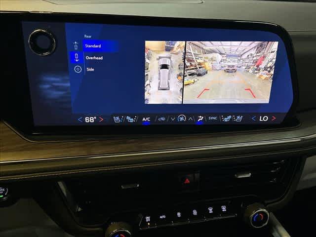 Used 2025 Chevrolet Tahoe Premier AWD/4WD image 28