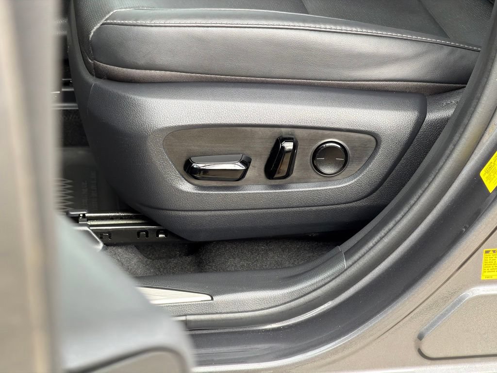 Used 2025 Lexus NX 350h AWD w/ Accessory Package (2T) image 15