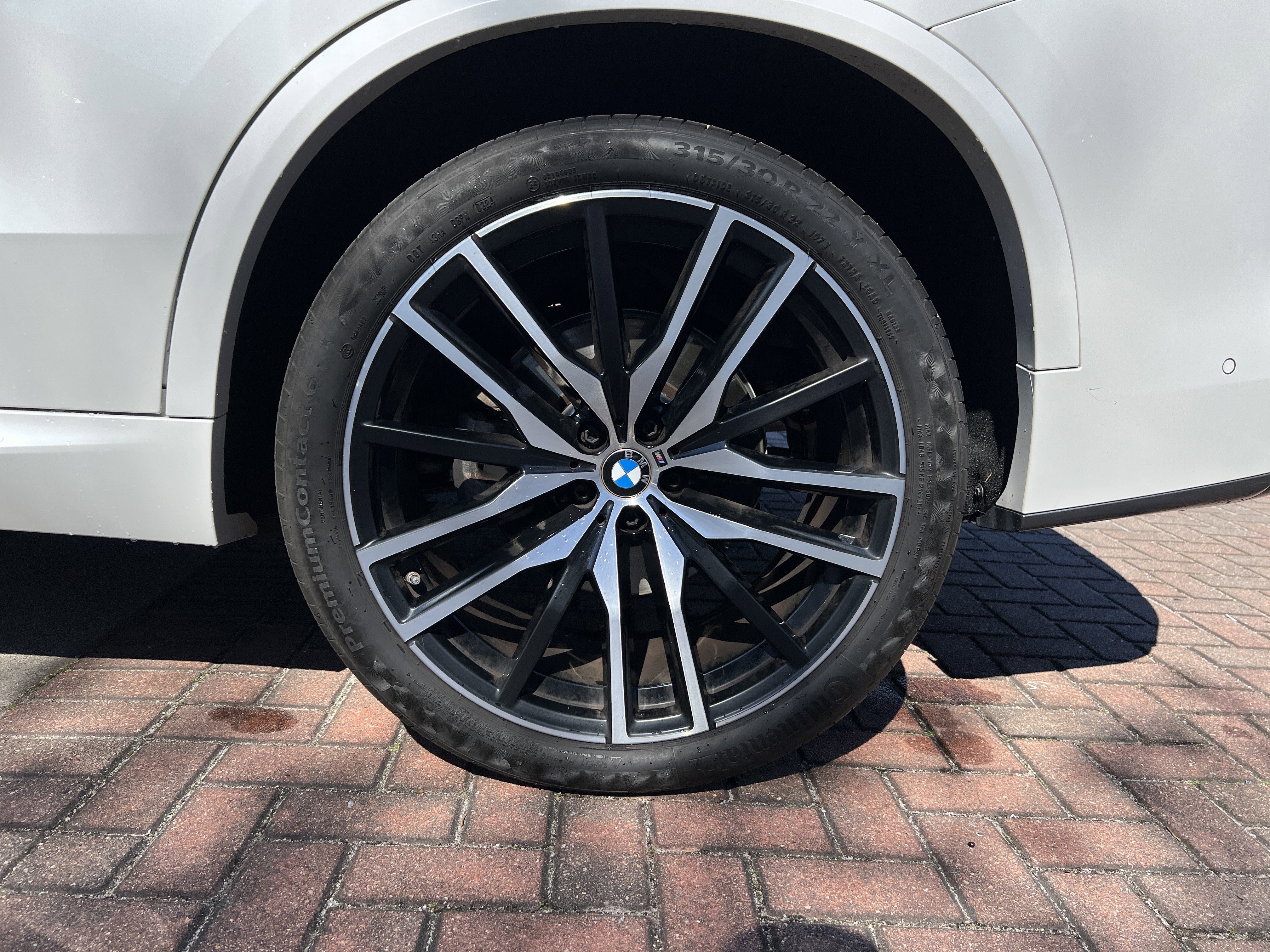 Certified 2022 BMW X5 sDrive40i w/ M Sport Package image 13