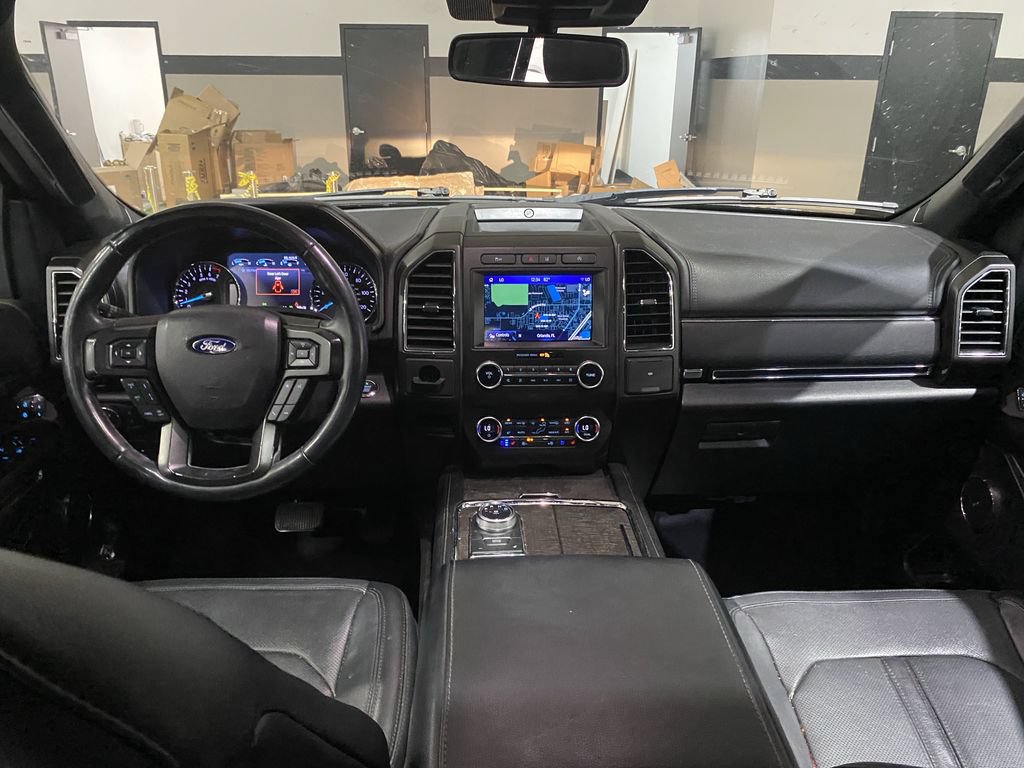 Used 2020 Ford Expedition Limited w/ Equipment Group 301A RWD image 3