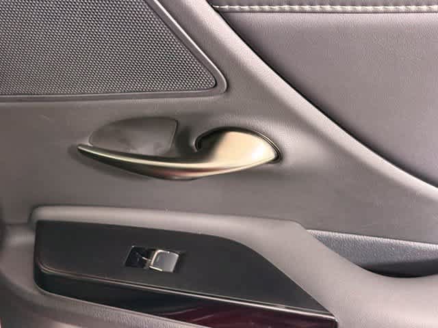 Used 2022 Lexus ES 350 w/ Premium Package FWD image 28
