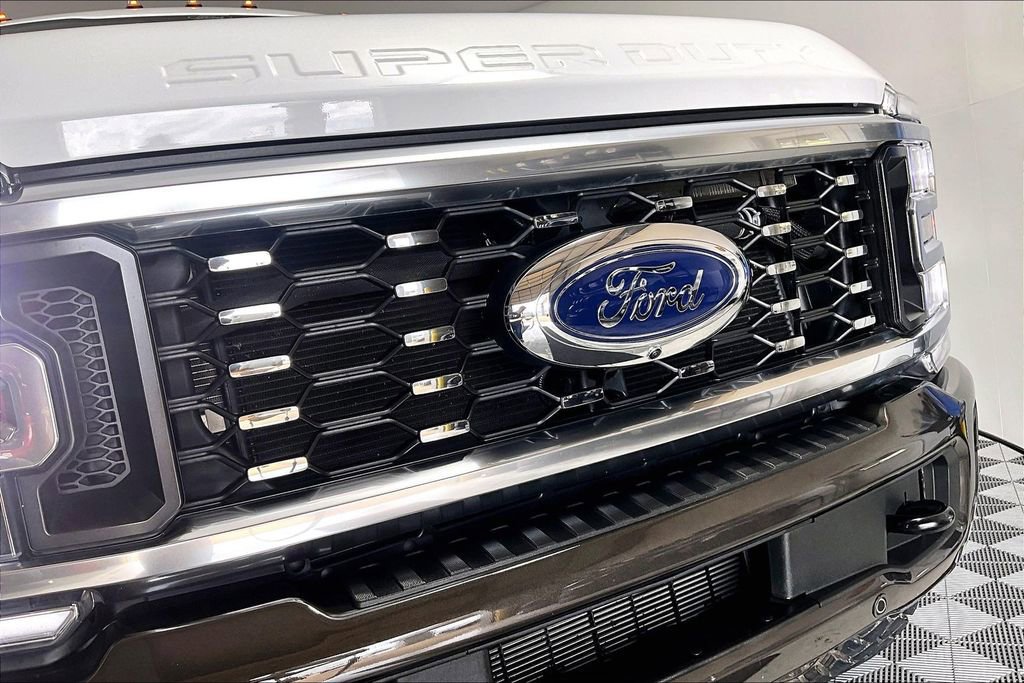 Used 2025 Ford F450 King Ranch w/ FX4 Off-Road Package AWD/4WD image 30