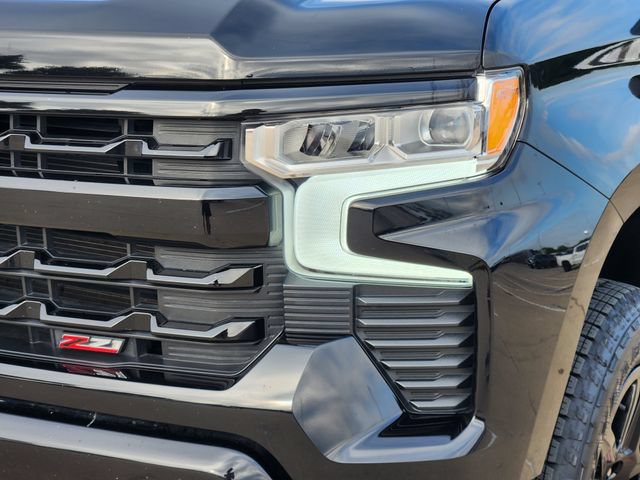 Used 2024 Chevrolet Silverado 1500 LT Trail Boss w/ Convenience Package II AWD/4WD image 16