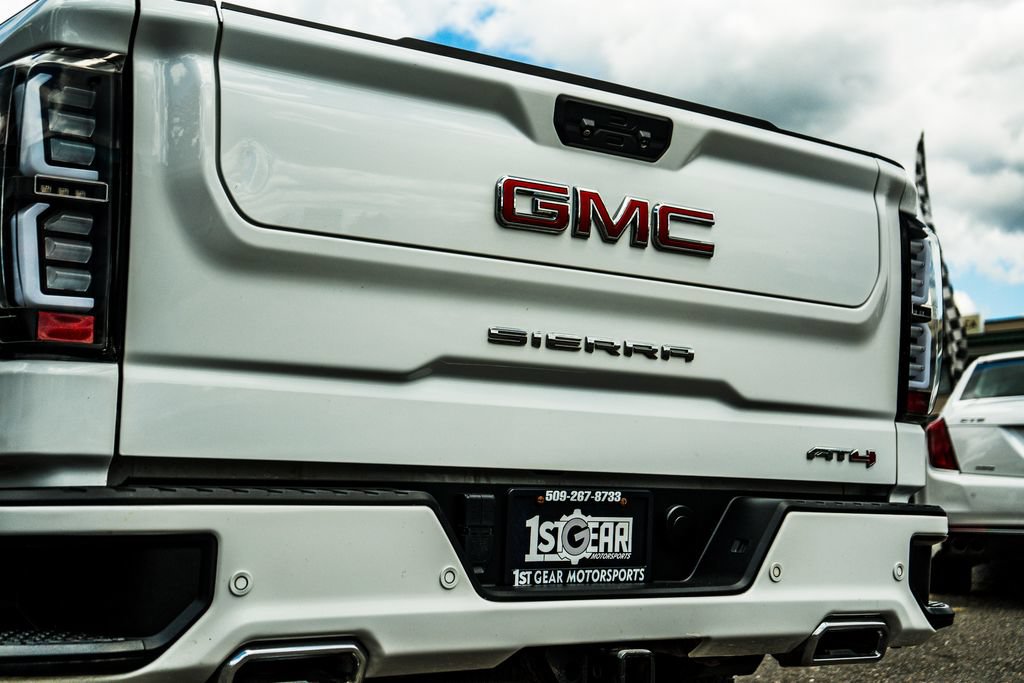Used 2022 GMC Sierra 1500 AT4 w/ AT4 Premium Package AWD/4WD image 12